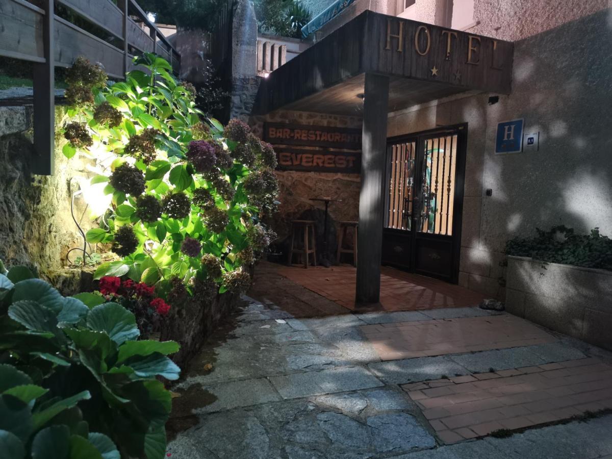 Hotel Los Duques مْبيخار المظهر الخارجي الصورة